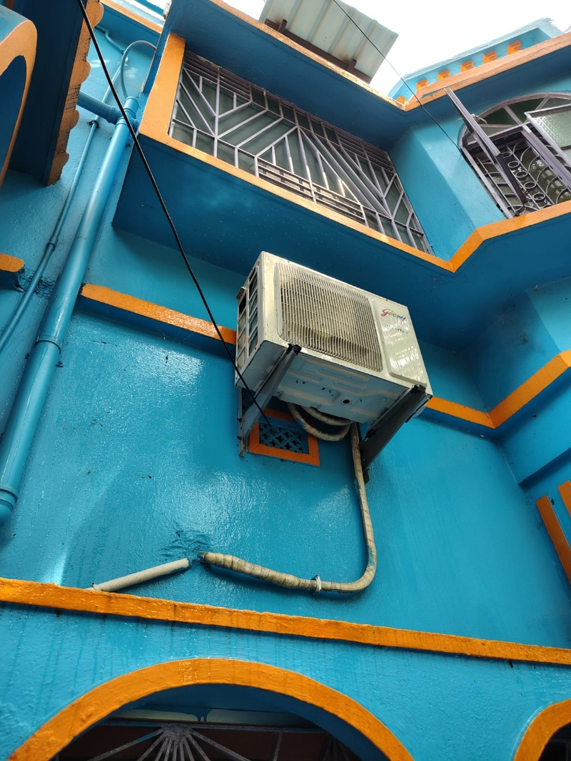 AC gas pressure check